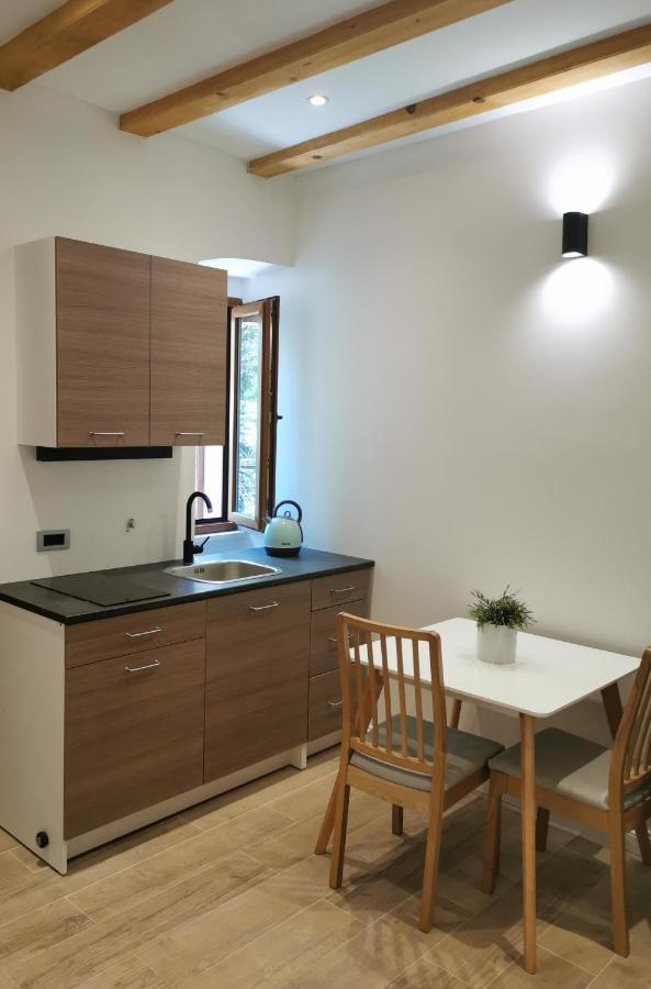 Apartmani Rosa I Linda Риека Экстерьер фото